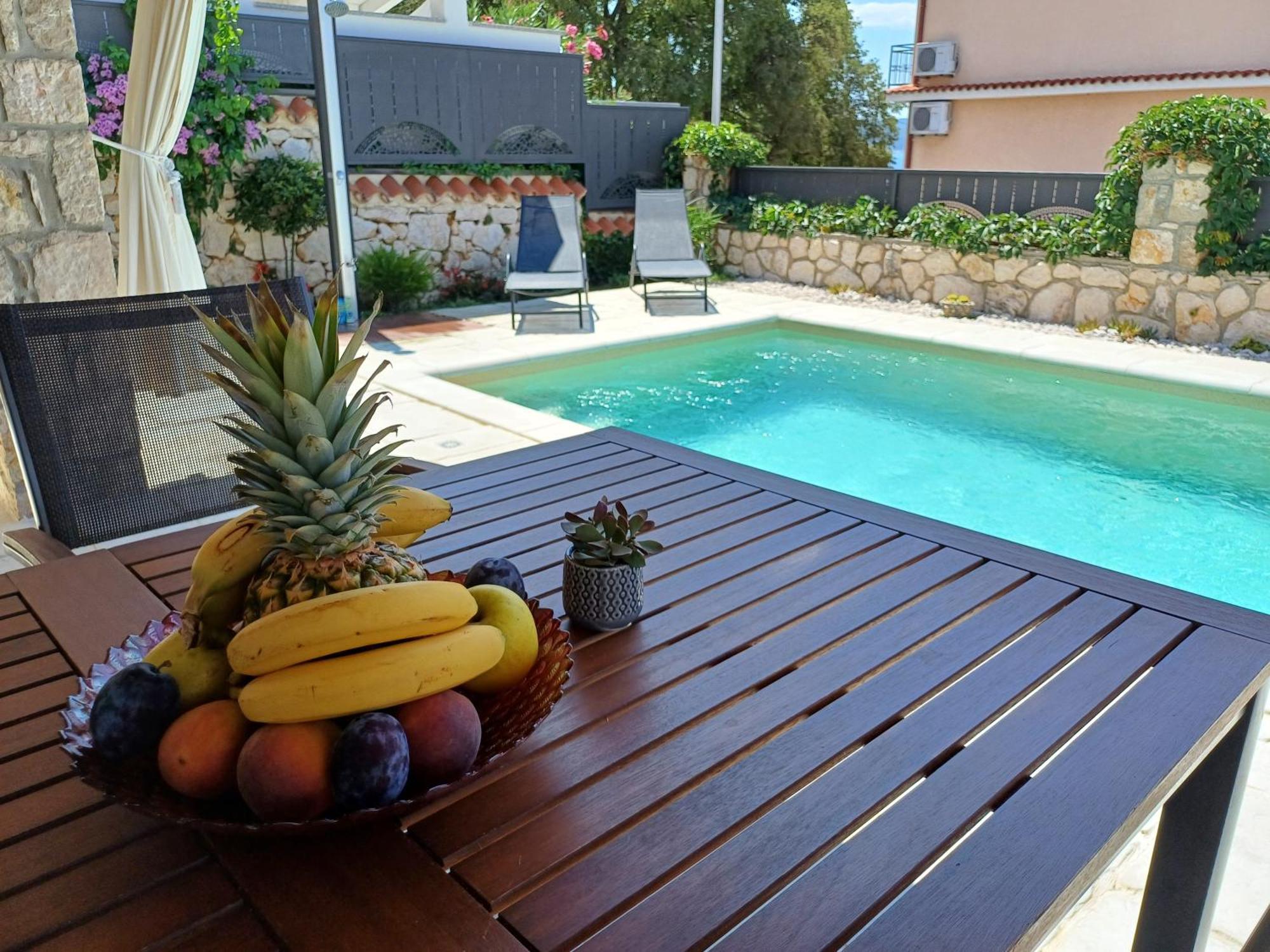 Vintage Residence Dramalj, Pool Self-Use 외부 사진